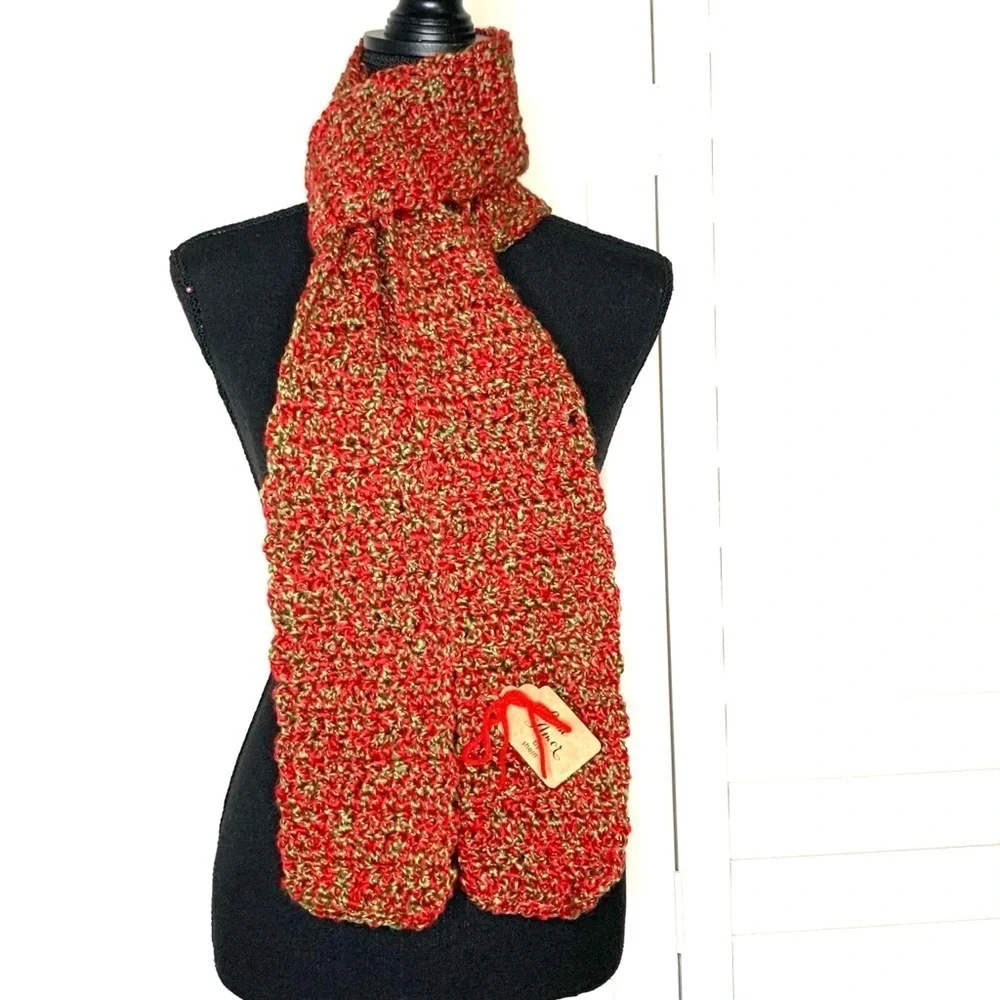 🔥 NWT Handmade Crochet Scarf Green Red Gold New